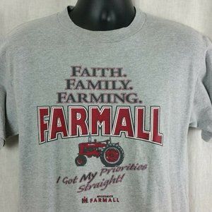 Vintage Farmall Mens Medium Gray Tee Shirt International Harvester Faith Family